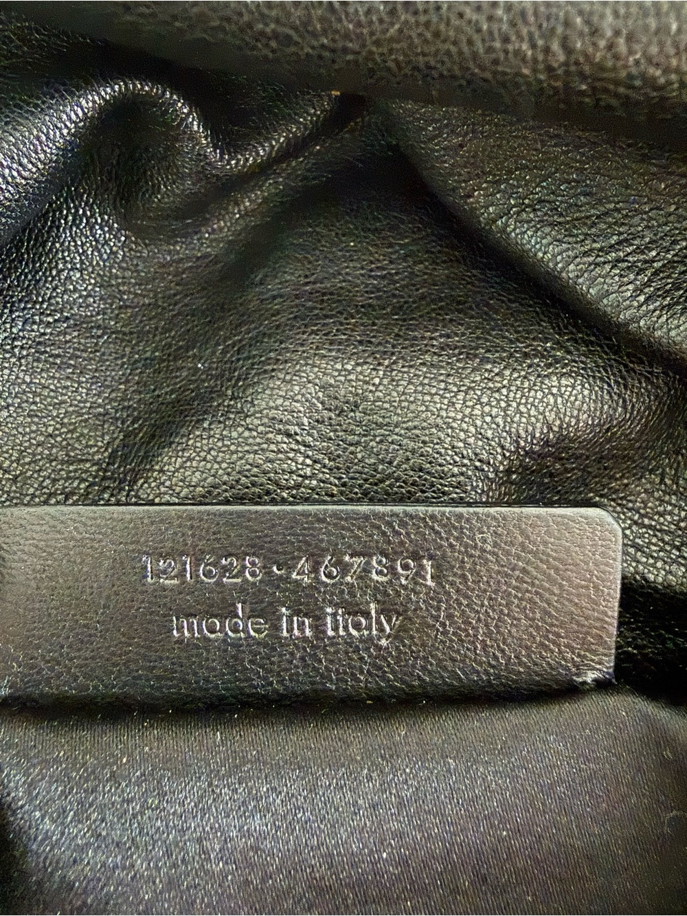 Yves Saint Laurent Black Gathered Leather Shoulder Bag - Picture 11 of 16